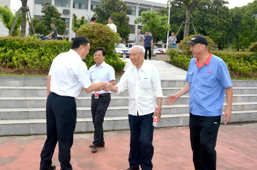无码人妻视频又大又粗欧美