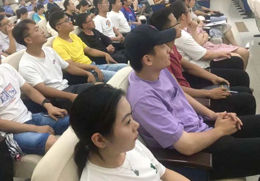 无码人妻视频又大又粗欧美